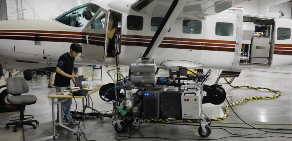 Overview Energy 將太陽能從 1.5 萬呎高空傳至地面，下一步挑戰軌道衛星